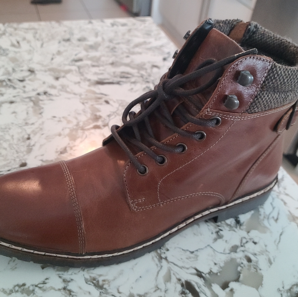 Steven Madden Men's Boot 11M Brand New